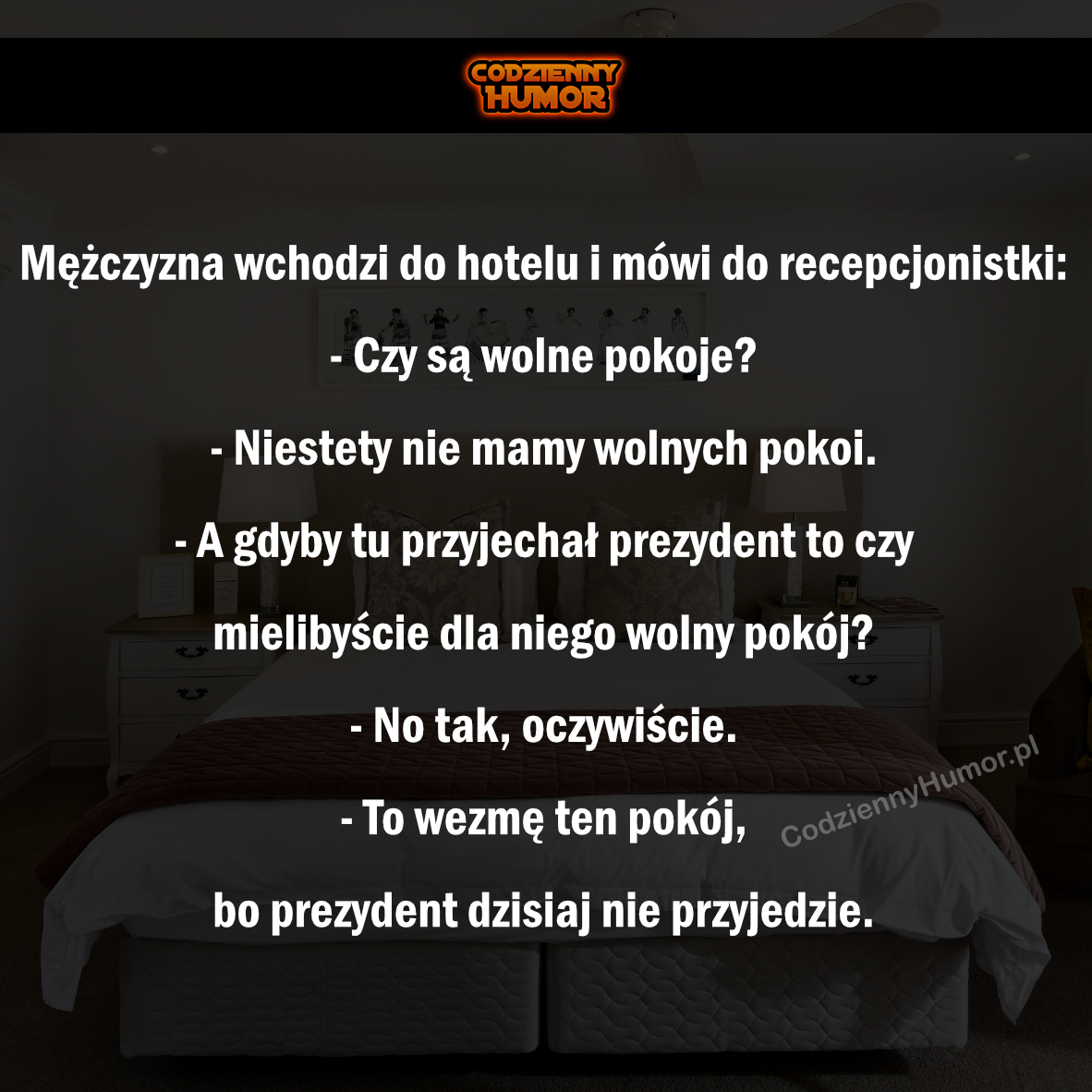 Mężczyzna wchodzi do hotelu i mówi do recepcjonistki